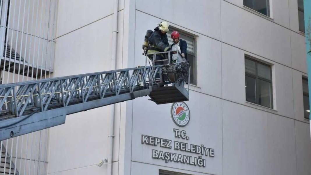 Kepez’de 5.1’lik Deprem Tatbikatı Nefes Kesti! 9